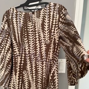 Womens Manuhealii Blouse size S like new